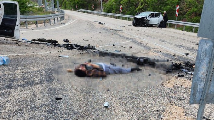 Ankara'da otomobiller çarpıştı