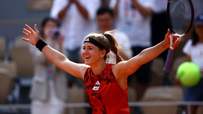 Fransa Açık'ta tek kadınların ilk finalisti Karolina Muchova