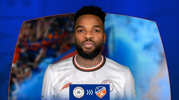 Süper Lig'in eski gol kralı Aaron Boupendza, MLS'e gitti