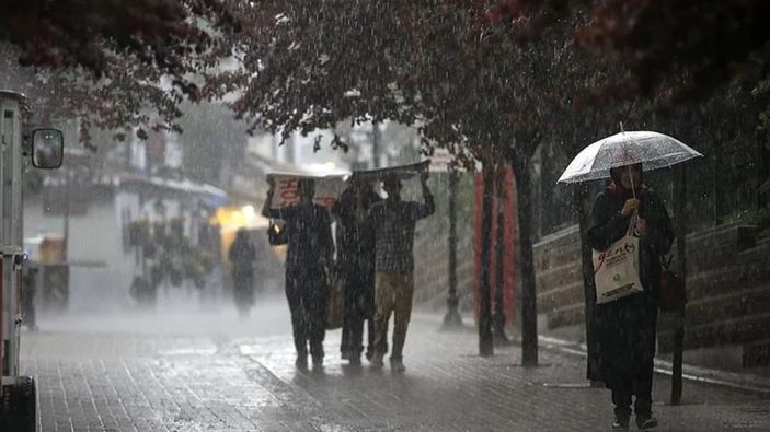 Meteoroloji'den 13 kente sarı ve turuncu kodlu uyarı