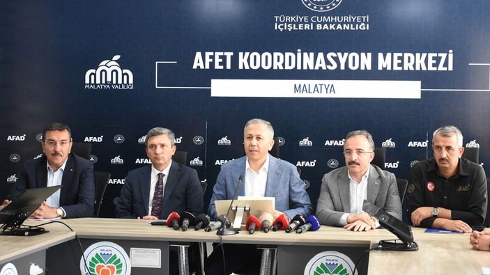 Ali Yerlikaya: 330 bin depremzedenin kira yardımı bayram öncesi yatırılacak