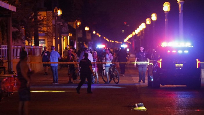 ABD'de peş peşe silahlı saldırılar: 4 kişi hayatını kaybetti