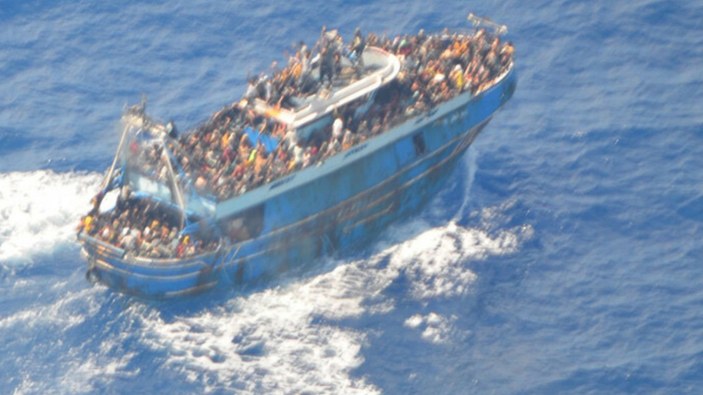 Tekne faciasının ardından Yunanistan'a yöneltilen suçlamalar artıyor