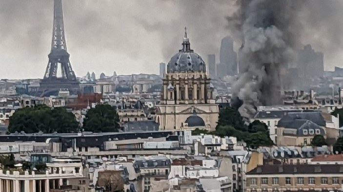 Fransa'nın başkenti Paris'te patlama