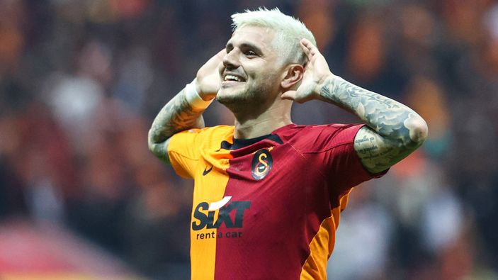 Galatasaraylı taraftarlardan Mauro Icardi'ye mesaj