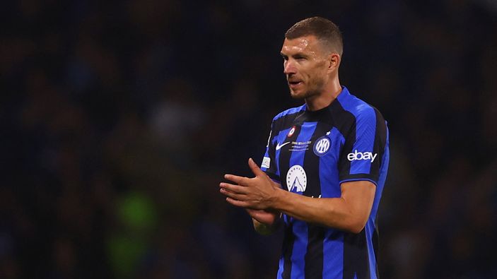 Fenerbahçe'den Edin Dzeko açıklaması