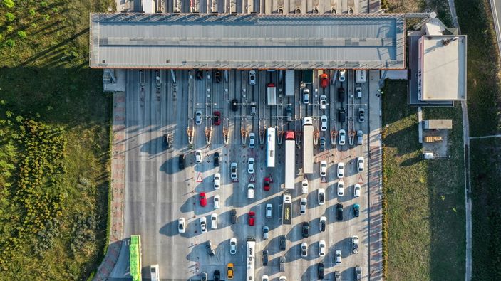 İstanbul-İzmir Otoyolu'nda bayram tatili yoğunluğu başladı