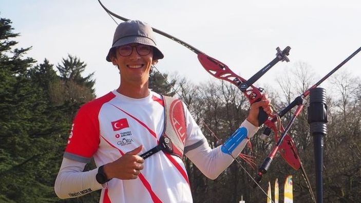 Mete Gazoz, Polonya'da rekor kırdı