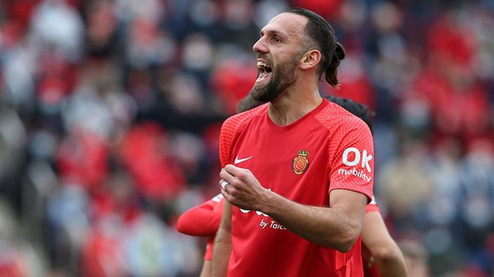 Galatasaray, Vedat Muric'i kiralamak için görüşmelere başladı