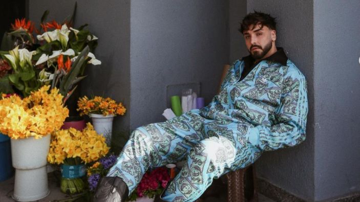 Rapçi Sefo, Melisa Döngel'i unutamadı! Tarkan'lı gönderme..