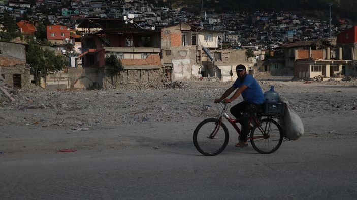 Deprem şehri Hatay'da son durum gözler önüne serildi