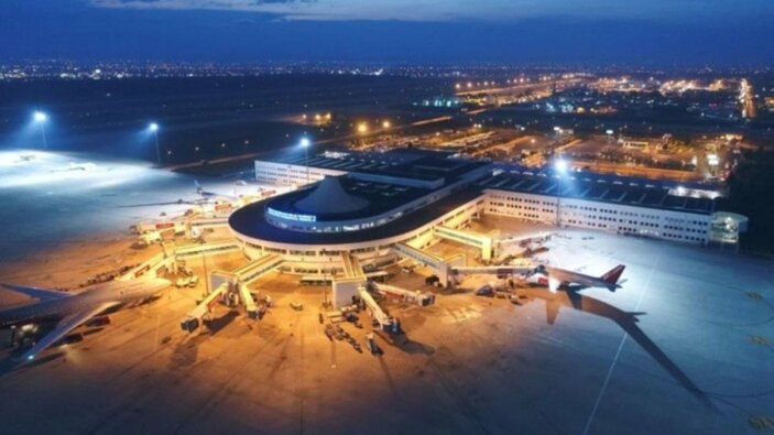 Kurban Bayramı'nda Antalya ve Trabzon havalimanlarında rekor uçuş