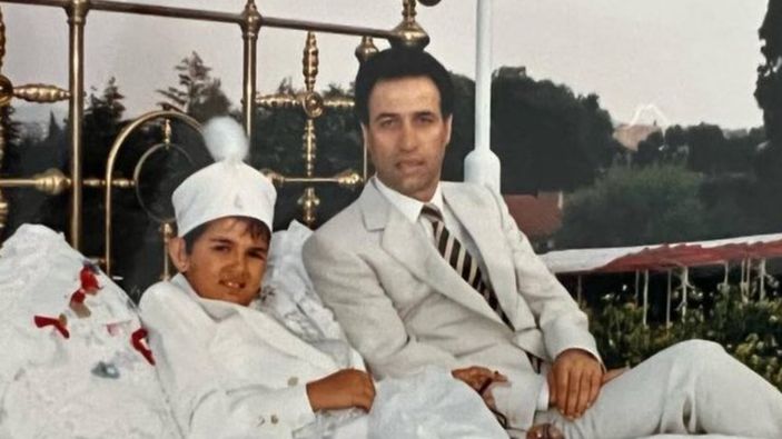 Ali Sunal'ın Kemal Sunal paylaşımı duygulandırdı