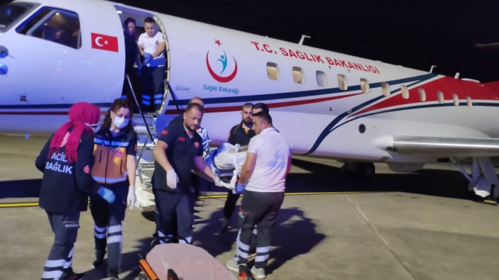 Arabistan'da rahatsızlanan hacı ambulans uçakla Türkiye'ye getirildi