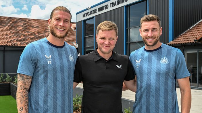 Newcastle United, Loris Karius ve Paul Dummett’in sözleşmelerini yeniledi
