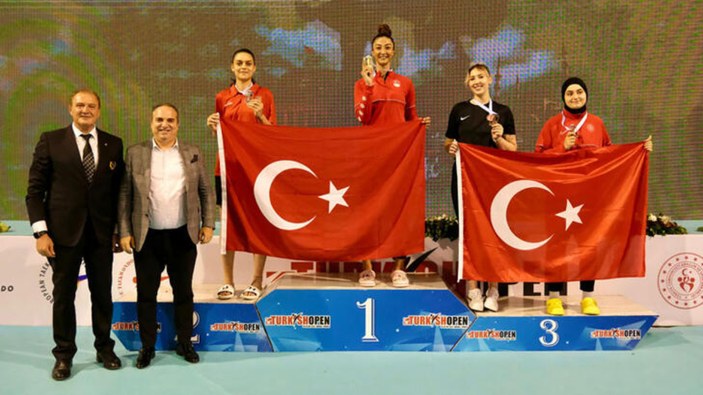 Türk tekvandoculardan 34’ü altın 144 madalya
