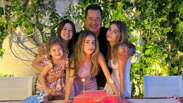 Yasemin Ilıcalı'nın doğum günü kombininin fiyatı