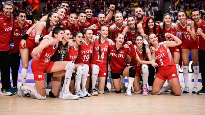 İtalya'yı deviren Filenin Sultanları yarı final biletini kaptı