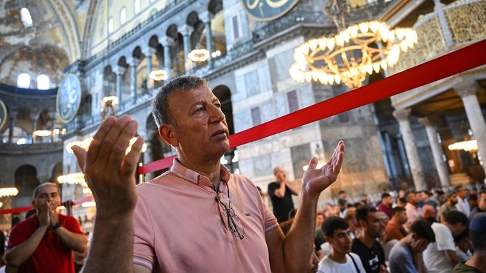 15 Temmuz şehitleri Ayasofya'da dualarla anıldı