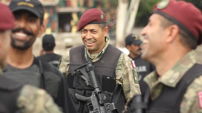 Kahraman şehit Ömer Halisdemir'in kabrine ziyaretçi akını