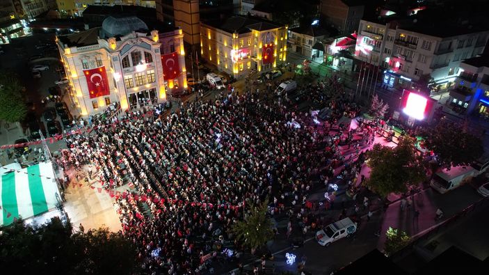 Meydanlarda 15 Temmuz'u anma etkinlikleri