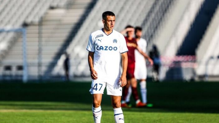 Bartuğ Elmaz, Fenerbahçe ile anlaştı