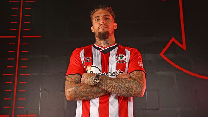 Beşiktaş'ın sakat diye geri gönderdiği Lyanco hazırlık maçına ilk 11'de başladı