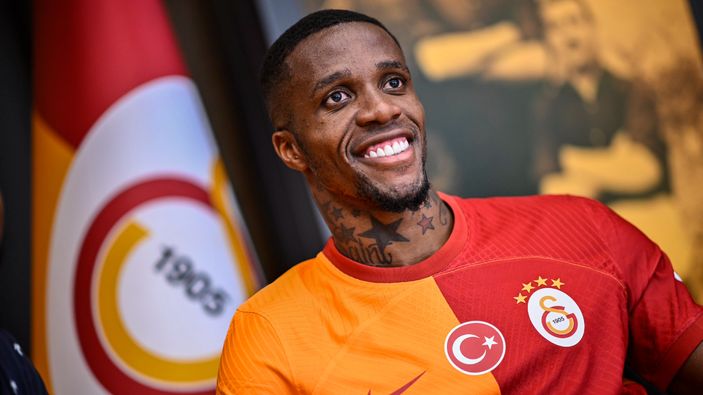 Şampiyonlar Ligi hesabından Wilfried Zaha paylaşımı