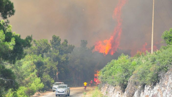 Manisa'daki orman yangınında şüpheli tarım işçisi tutuklandı
