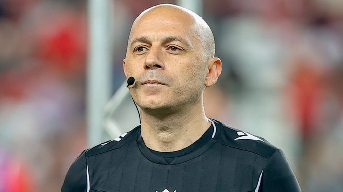 Rusya Futbol Federasyonu, Cüneyt Çakır'a görev verdi