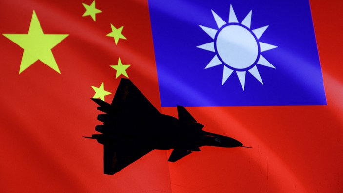 Çin'den ABD'ye askeri yardım yanıtı: Tayvan'la birleşme irademizi kıramaz
