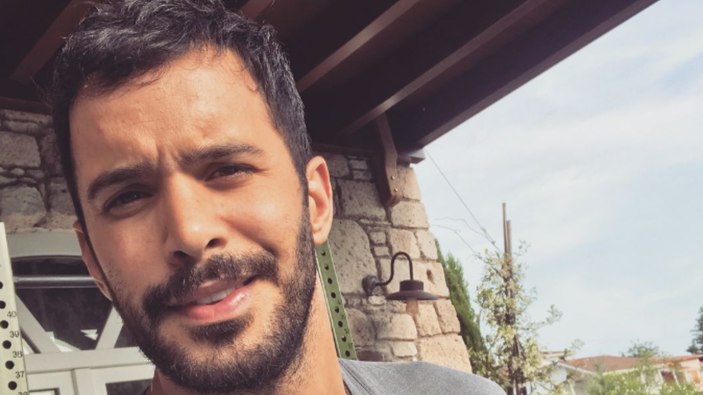 Barış Arduç'tan eşi Gupse Özay'lı paylaşım: 'Her zerrene..'