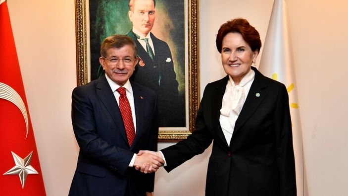 Ahmet Davutoğlu'nun Meral Akşener'den isteği ortaya çıktı