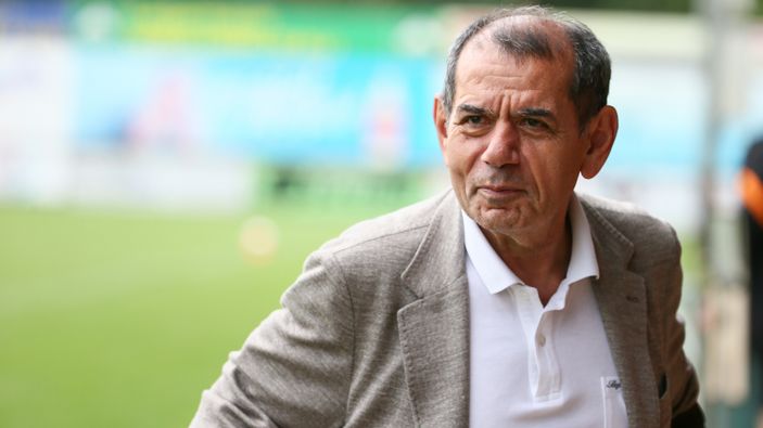 Dursun Özbek'ten iddialı açıklamalar: Avrupa'da kupa kazanacağız