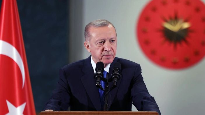 Cumhurbaşkanı Erdoğan'dan Mete Gazoz'a tebrik mesajı