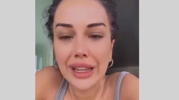 Dilan Polat sosyal medyaya veda etti