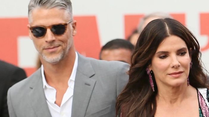 Sandra Bullock'un sevgiisi hayatını kaybetti