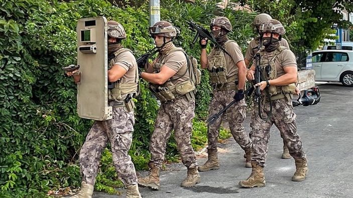 Mersin'de 11 PKK/KCK zanlısının yakalanması için operasyon başlatıldı