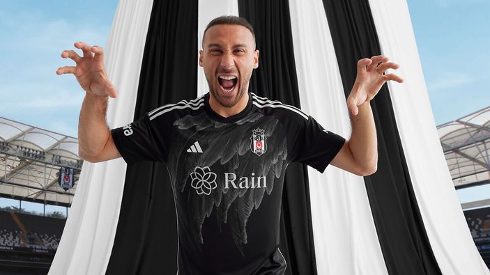Cenk Tosun, kadroya geri dönüyor