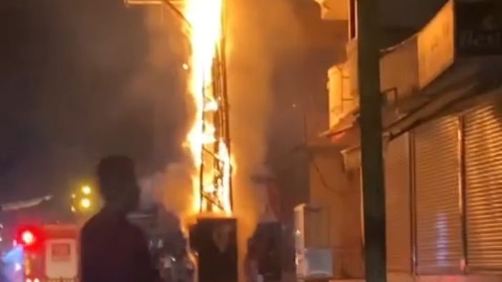 Adana'da aşırı sıcaktan dolayı trafolar yandı