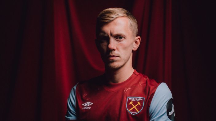 West Ham United, James Ward-Prowse'u renklerine bağladı