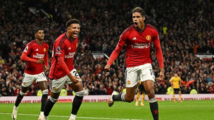 Manchester United, sezona Wolverhampton galibiyetiyle başladı