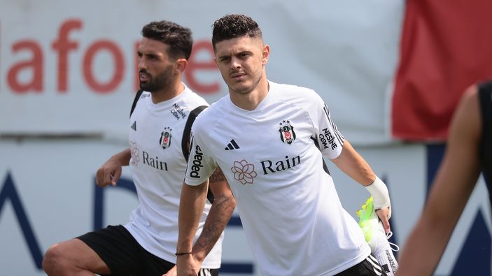 Beşiktaş'ta Milot Rashica ilk antrenmanına çıktı