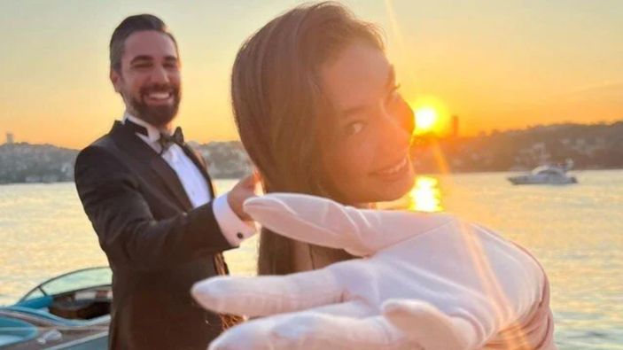 Kadir Doğulu'den Neslihan Atagül'e doğum günü videosu