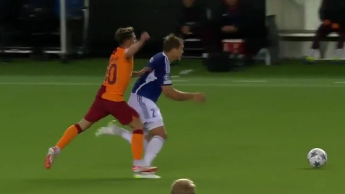 Galatasaray'da Yunus Akgün'ün golü geçersiz sayıldı