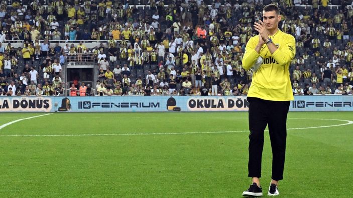 Fenerbahçe, Dominik Livakovic'le sözleşme imzaladı