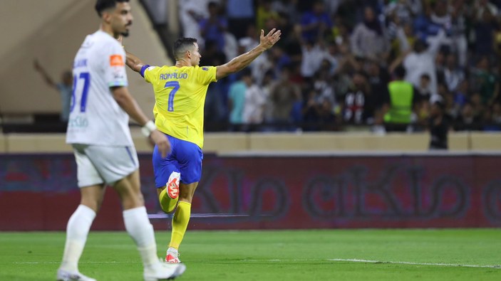 Al Nassr, Cristiano Ronaldo'nun hat-trick yaptığı maçı farklı kazandı