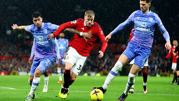 Manchester United'dan Galatasaray'a Donny van de Beek konusunda kötü haber