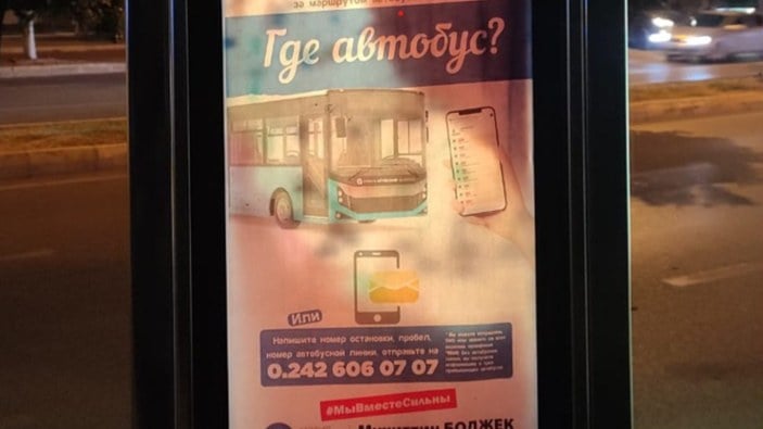 Antalya'da Ruslara özel rusça otobüs tabelası