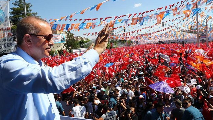 Economist: Türkiye'de hiç kimse Erdoğan gibi seçim kampanyası yürütemez